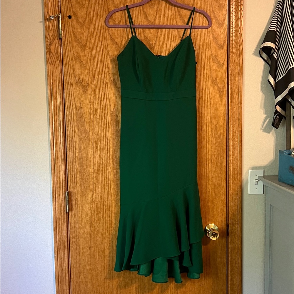 Elegant Green Spaghetti Strap Dress